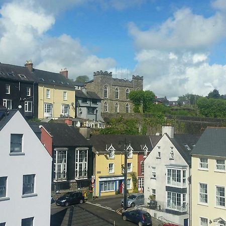 Luxury Town Centre Apartment Kinsale Eksteriør bilde