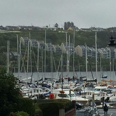 Luxury Town Centre Apartment Kinsale Eksteriør bilde